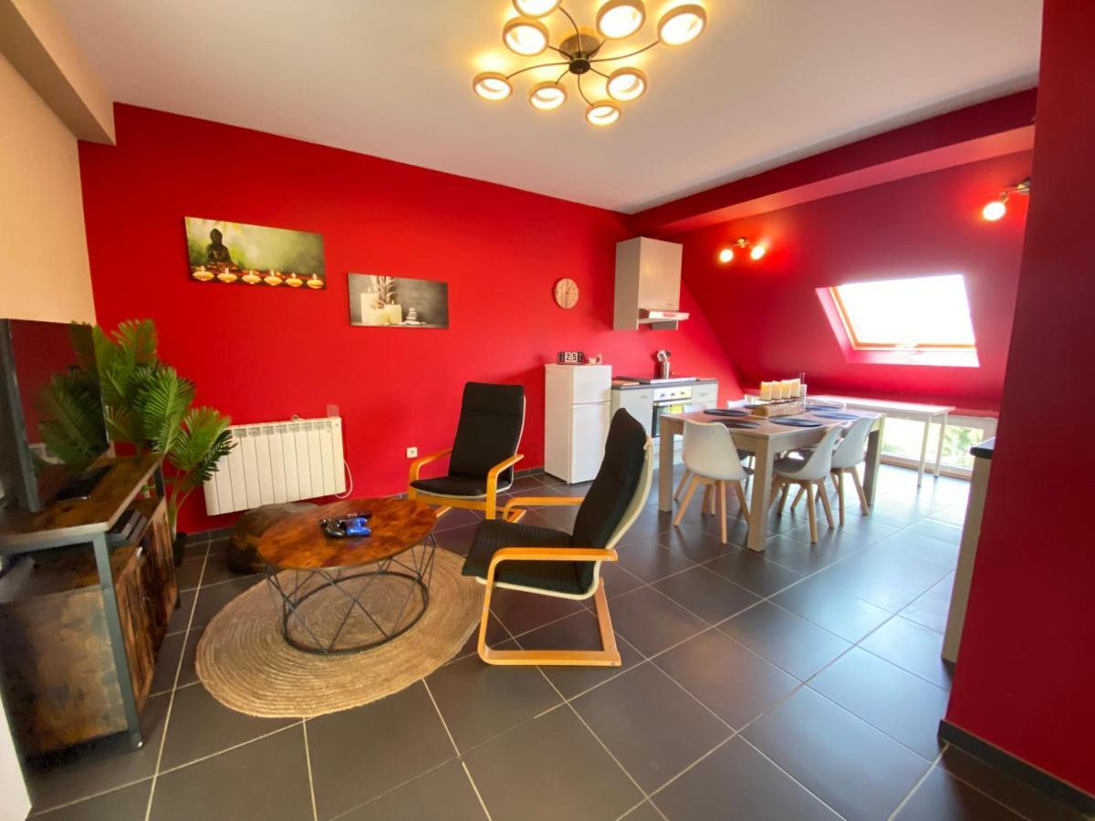 Cosy 2-Bedroom Apartment In The Center Of Hotton Eksteriør billede