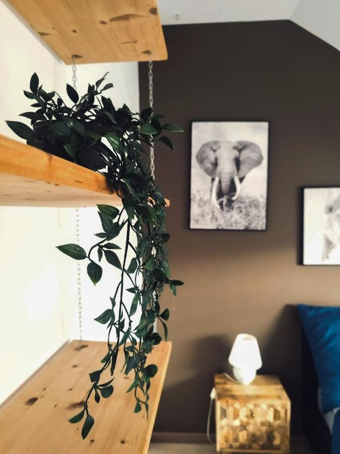 Cosy 2-Bedroom Apartment In The Center Of Hotton Eksteriør billede